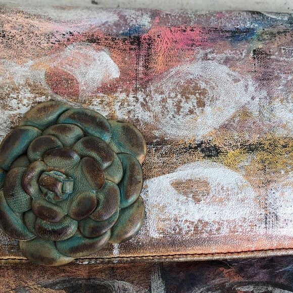 Jane Yoo wearable art - Picture 10 of 10